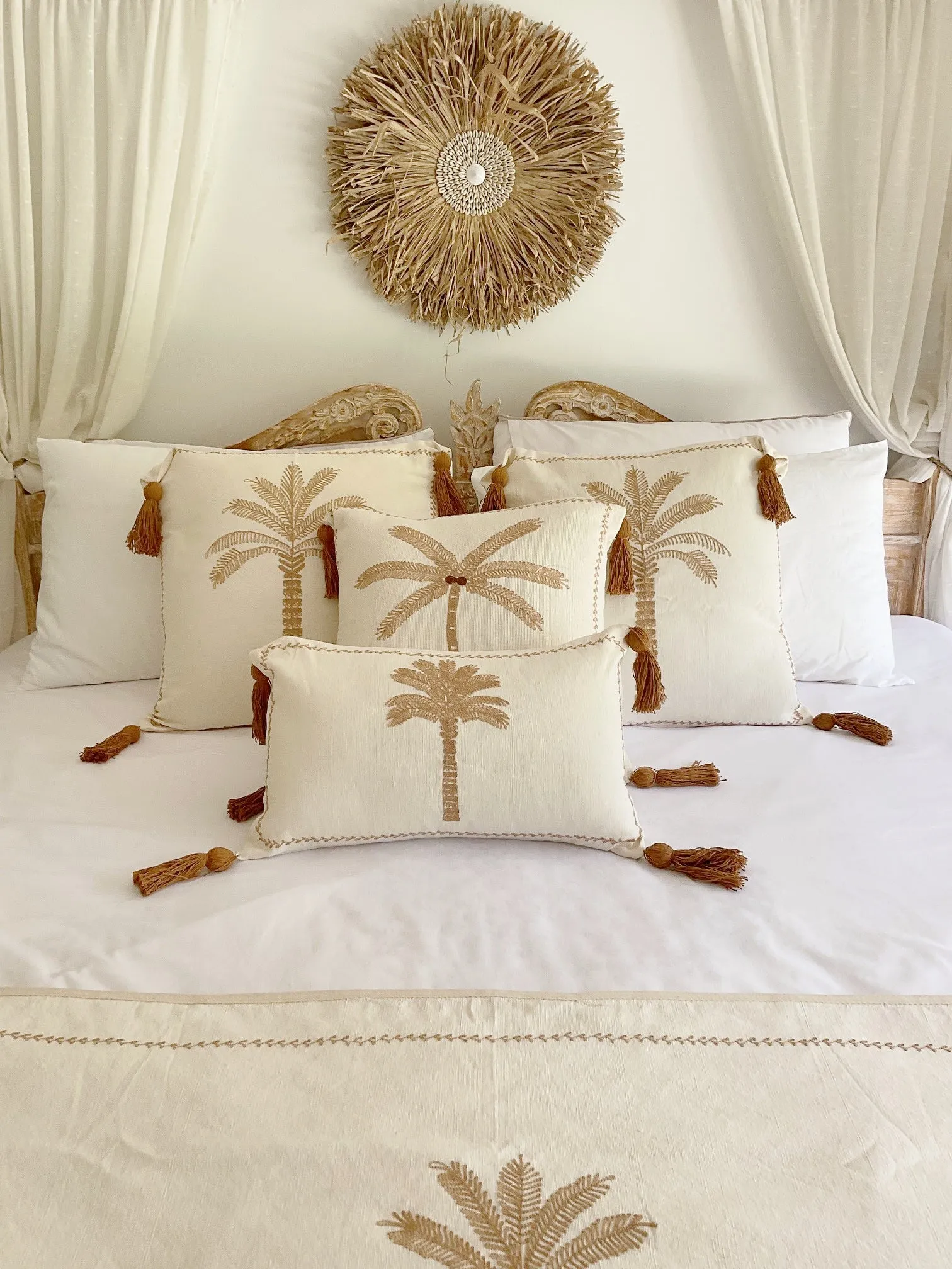 Classic Palm Cushion